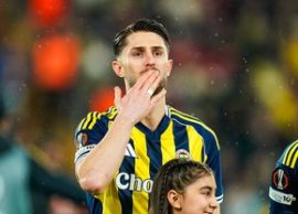 Alert? pentru FCSB » A revenit în lotul lui Fenerbahce cu o zi înaintea meciului de la Bucure?ti