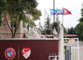 Al doilea val de arest?ri în scandalul pariurilor! » 29 de fotbali?ti, dintre care doi de la Galatasaray ?i la (…)