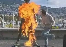 I-a incendiat statuia lui Cristiano Ronaldo » „Acesta este ultimul avertisment al lui Dumnezeu”