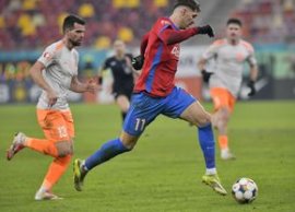 Darius Olaru a pasat perfect, David Miculescu s-a distrat cu portarul de la Metaloglobus » Cum s-a marcat golul care&nbsp;(…)