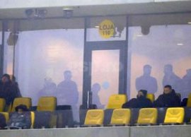 Imaginea dezn?dejdii! Ce f?cea Mihai Stoica la 3-1 pentru CFR Cluj