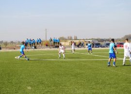 Alt scandal la juniori: p?rin?ii ?i copiii s-au luat la b?taie la Progresul Spartac - Hermannstadt U16 » Tat?l unui (…)