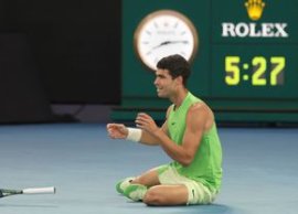 Carlos Alcaraz, triumf?tor în cea mai lung? semifinal? din istoria Australian Open! Alexander Zverev a revenit de la&nbsp;(…)