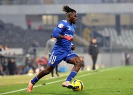 Variant? pentru Rapid » Nigerianul din prima lig? portughez? propus în Giule?ti