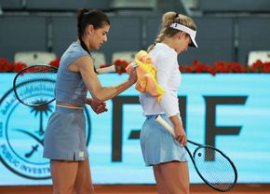 Sorana Cîrstea ?i Anna Kalinskaya s-au calificat în „optimile” competi?iei de dublu de la Wimbledon » Duel complicat (…)