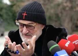 Gigi Becali l-a pedepsit chiar în timpul derby-ului Universitatea Craiova - FCSB