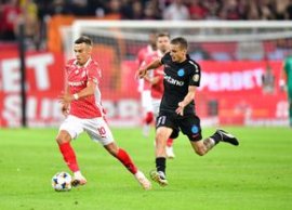 10 întreb?ri esen?iale la reluarea Superligii