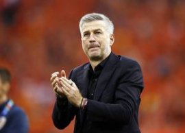 Pe cine vede Edi Iord?nescu favorit? în lupta la titlu: „Cea mai competitiv?”