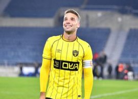 Transfer anun?at la 12 ore dup? Hermannstadt - Dinamo » Contract pe doi ani ?i jum?tate cu juc?torul de na?ional?