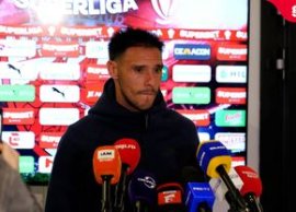 „Pro?tii pro?tilor!” » Mario Camora, dup? înfrângerea cu Dinamo: „E complicat s? faci antrenamente a?a”