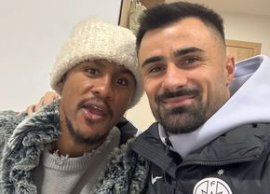 Dup? ce l-a tr?dat pe Ngezana, Valentin Cre?u l-a chemat la selfie: „Nu mor caii când vor câinii!”