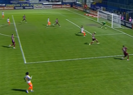 Nu s-a putut ab?ine! Juc?torul lui CFR Cluj a f?cut un penalty caraghios cu Metaloglobus ?i intr? direct în ?edin?? (…)