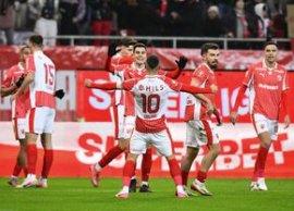 Dinamo impresioneaz?: „Ar avea cel mai bun culoar” + Ce transferuri sunt cerute în „hait?”: „Dar unde s?-l g?se?ti&nbsp;(…)