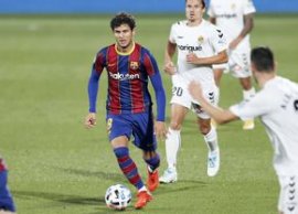 Lucas de Vega, fotbalist cu meci la Barcelona în 2022, a semnat ?i va lupta la play-off în Superliga