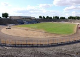Colosul uitat al României » GSP a intrat pe stadionul megalomanic proiectat de comuni?ti, pe care încape un ora? întreg