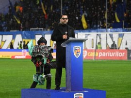 Gaf? la intonarea imnului, la meciul România – San Marino: „Ploaia abundent? a provocat o cedare”